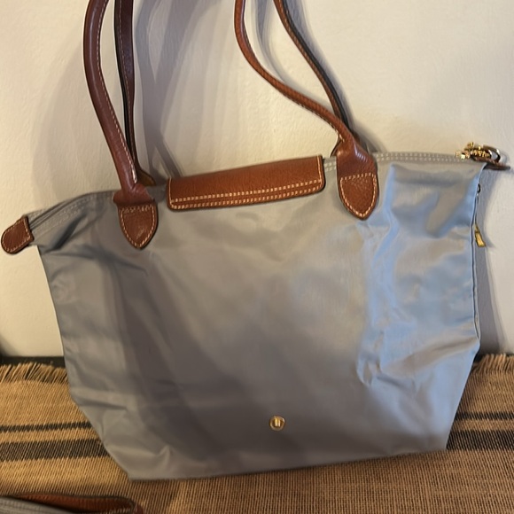 [Longchamp] Gray “Le Pilage” bag With Matching cosmetic bag - Picture 3 of 5